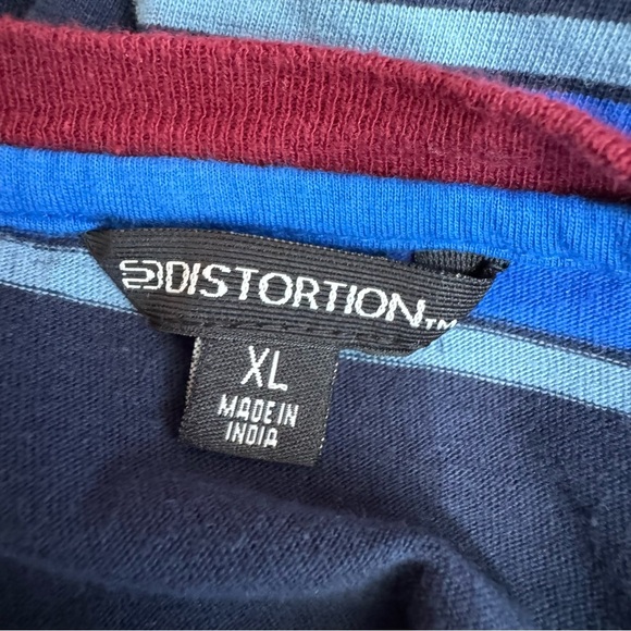 Distortion Men’s Blue Burgundy Striped Pocket Front Short Sleeve Tee - Picture 5 of 5